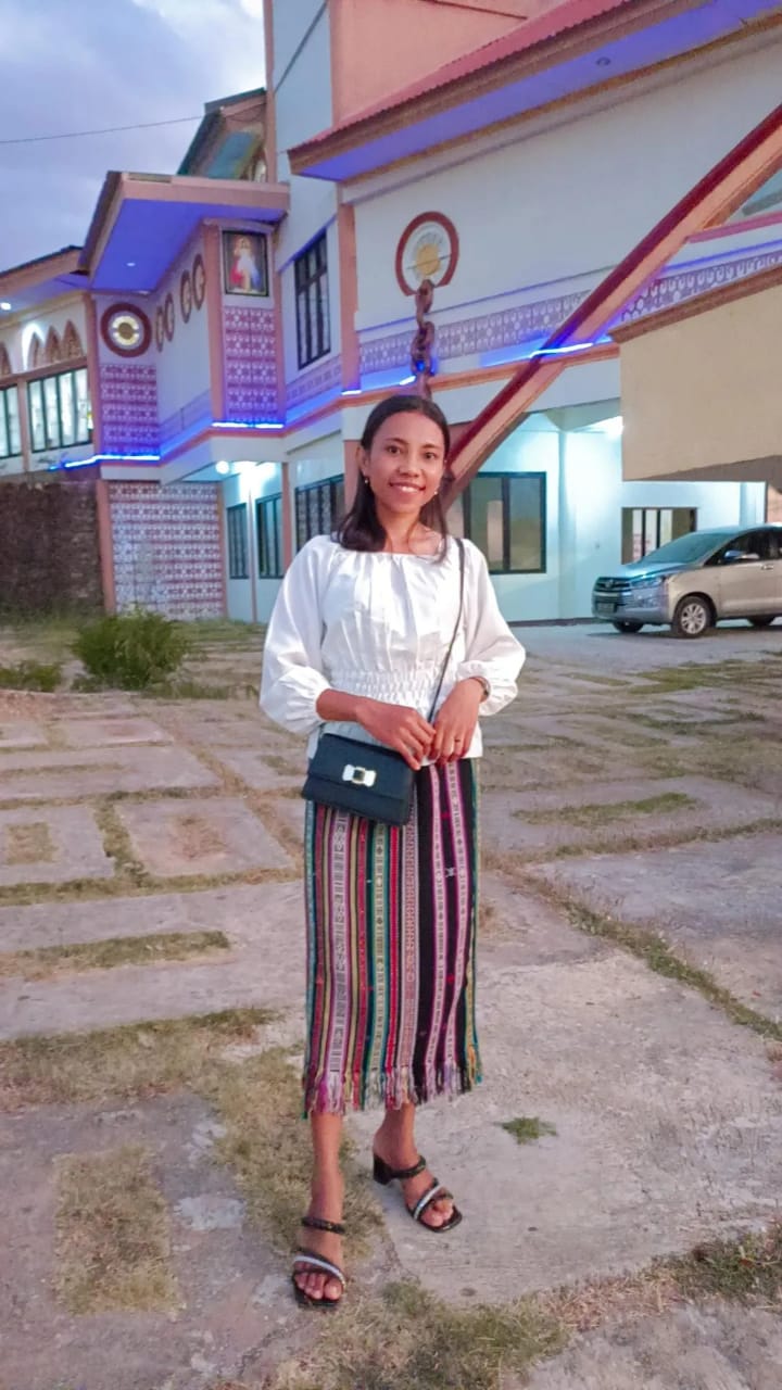 ELISABETH SEPTIANI NAHAK, S. Pd